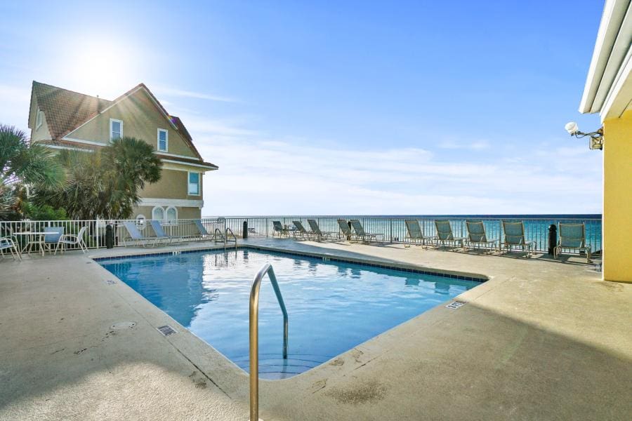 best beach in destin FL | Beach Condos in Destin Leeward Key Vacation Rentals | Beach Condos in Destin #