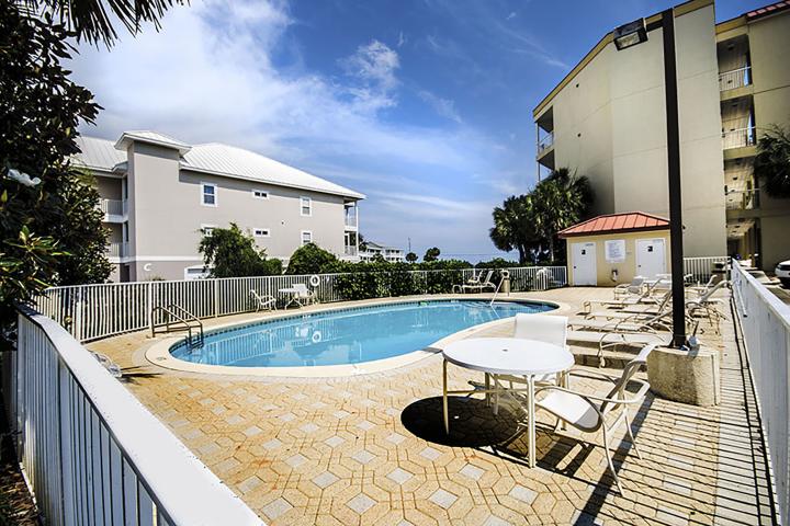 pool | Beach Condos in Destin #