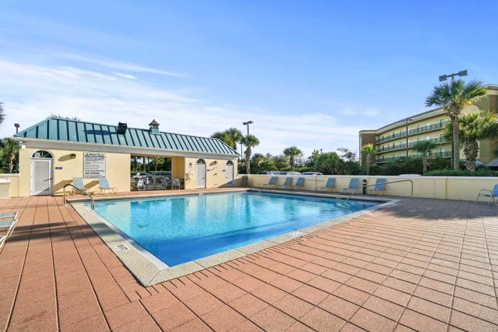 Leeward Key Beach Condos In Destinm | Beach Condos in Destin #