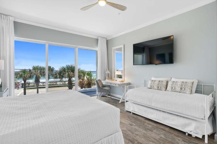 Crystal View 20120220531Beach Condos In Destin0024Miramar Beach Vacation Rentals | Beach Condos in Destin #