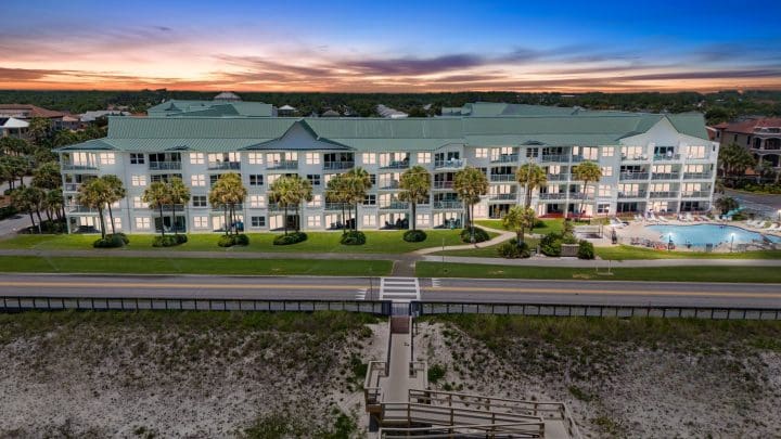 41ef9fd8-ef0b-4775-a206-765d5582bd1f | Beach Condos in Destin #Best place to stay for families in destin