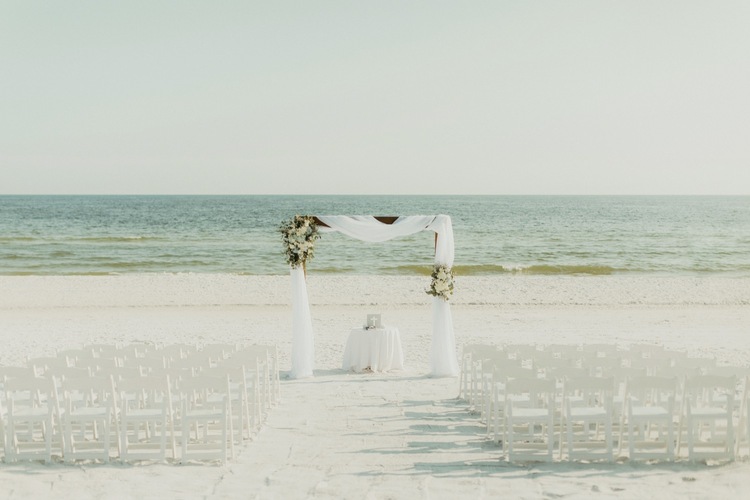 Dream Destination Wedding in Destin Florida | Beach Condos in Destin #